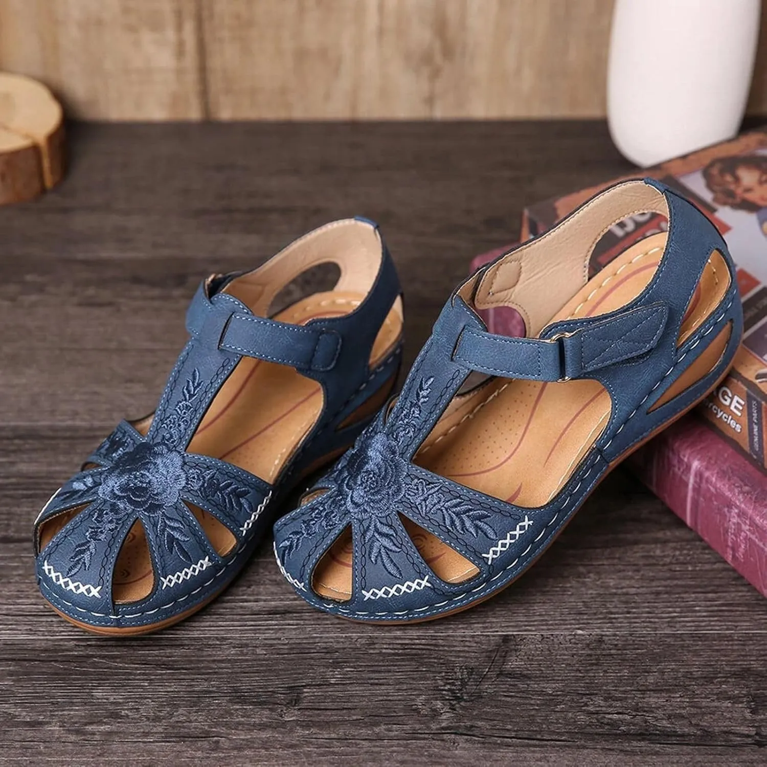 Gladiator Sandals for Women Comfortable Wide Width Lightweight Slides Sandals Hollow Out Closed Toe Wedge Sandals Retro Walking Shoes with Adjustable Hook And Loop