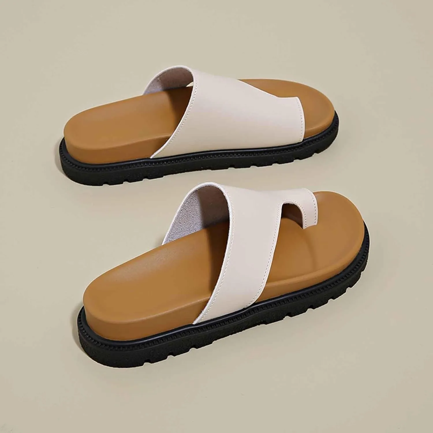 Women's Comfortable Thick Sole Flip Flops Summer Beach Sandals Casual Outdoor Slip On Slippers for Walking Travel