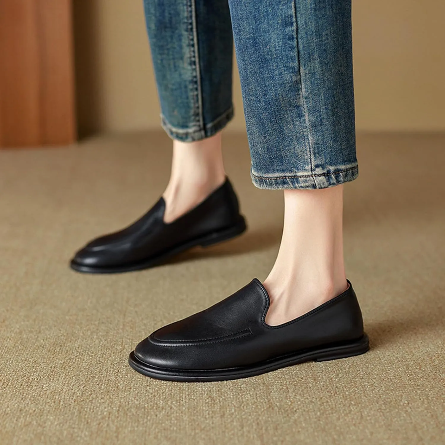 Women's Retro Business Leather Flat Loafers Leather Shoes Comfortable Casual Dress Shoes with Memory Foam