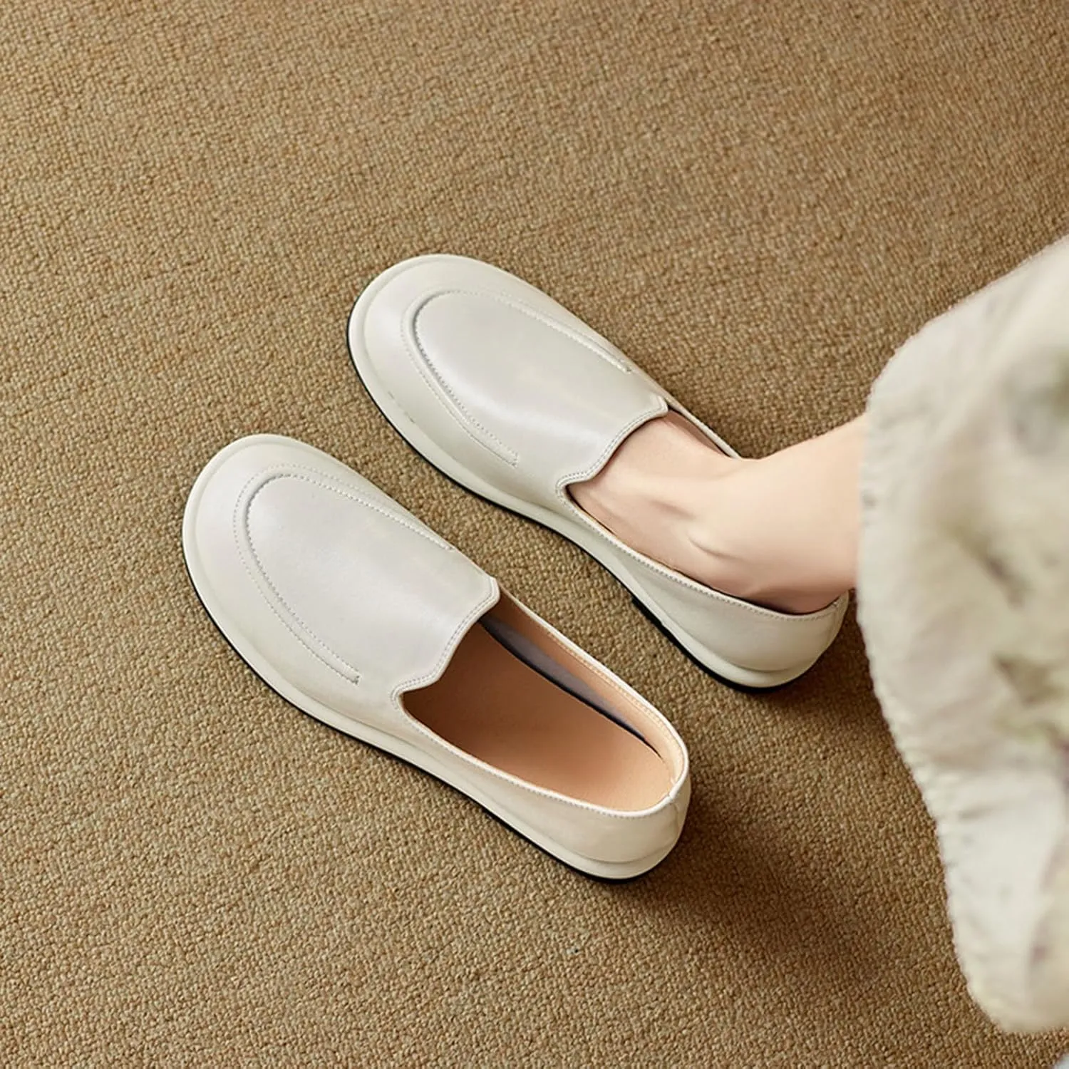 Women's Retro Business Leather Flat Loafers Leather Shoes Comfortable Casual Dress Shoes with Memory Foam