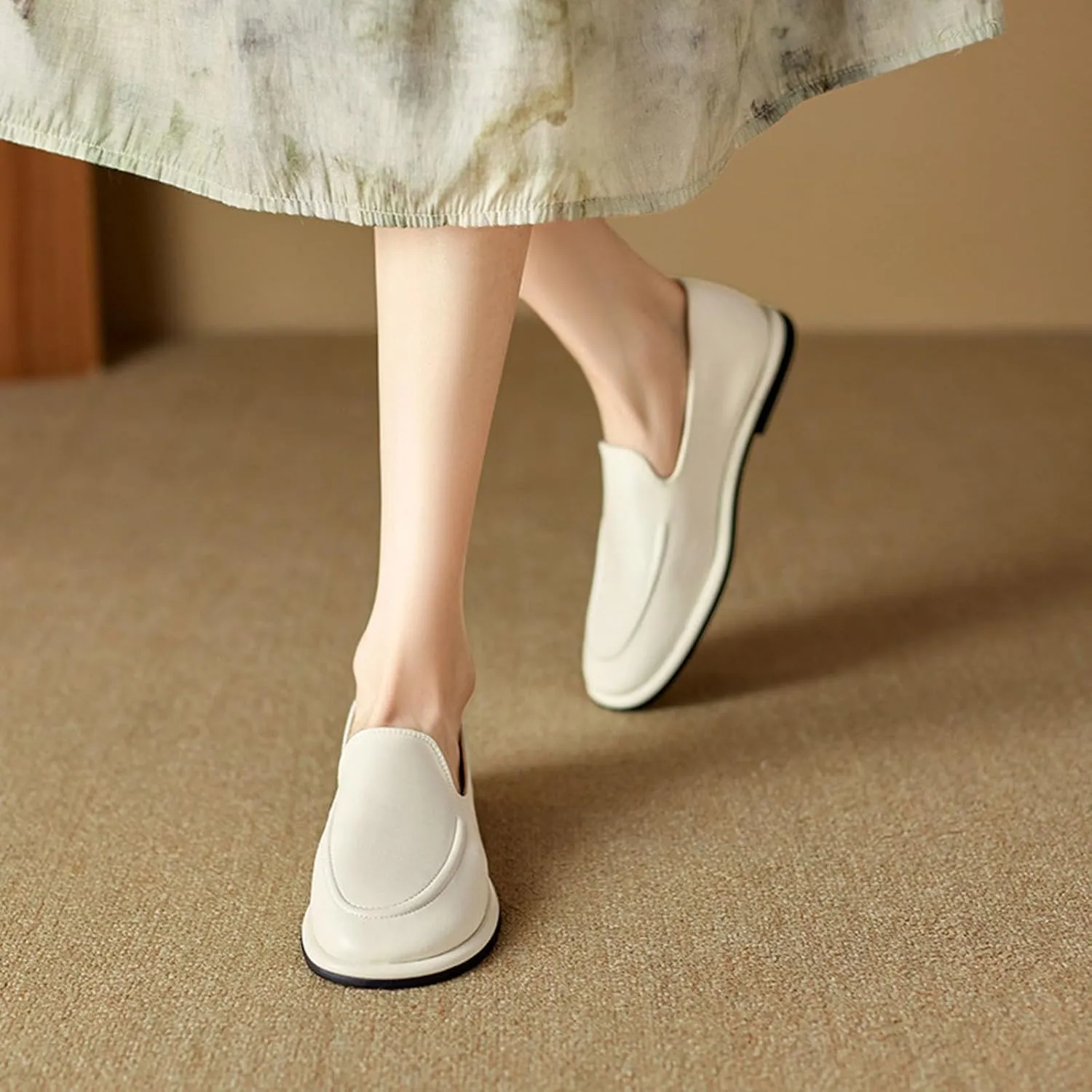 Women's Retro Business Leather Flat Loafers Leather Shoes Comfortable Casual Dress Shoes with Memory Foam